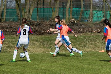 Bild 12 - wBJ SV Henstedt Ulzburg - TSV Schnberg : Ergebnis: 5:2